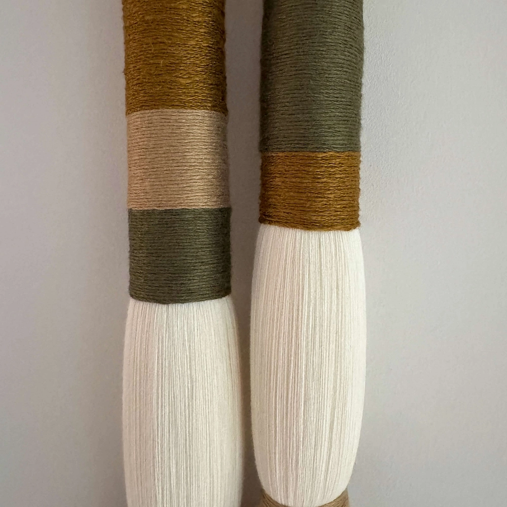 Alba I Sculpture textile murale en bambou et bois