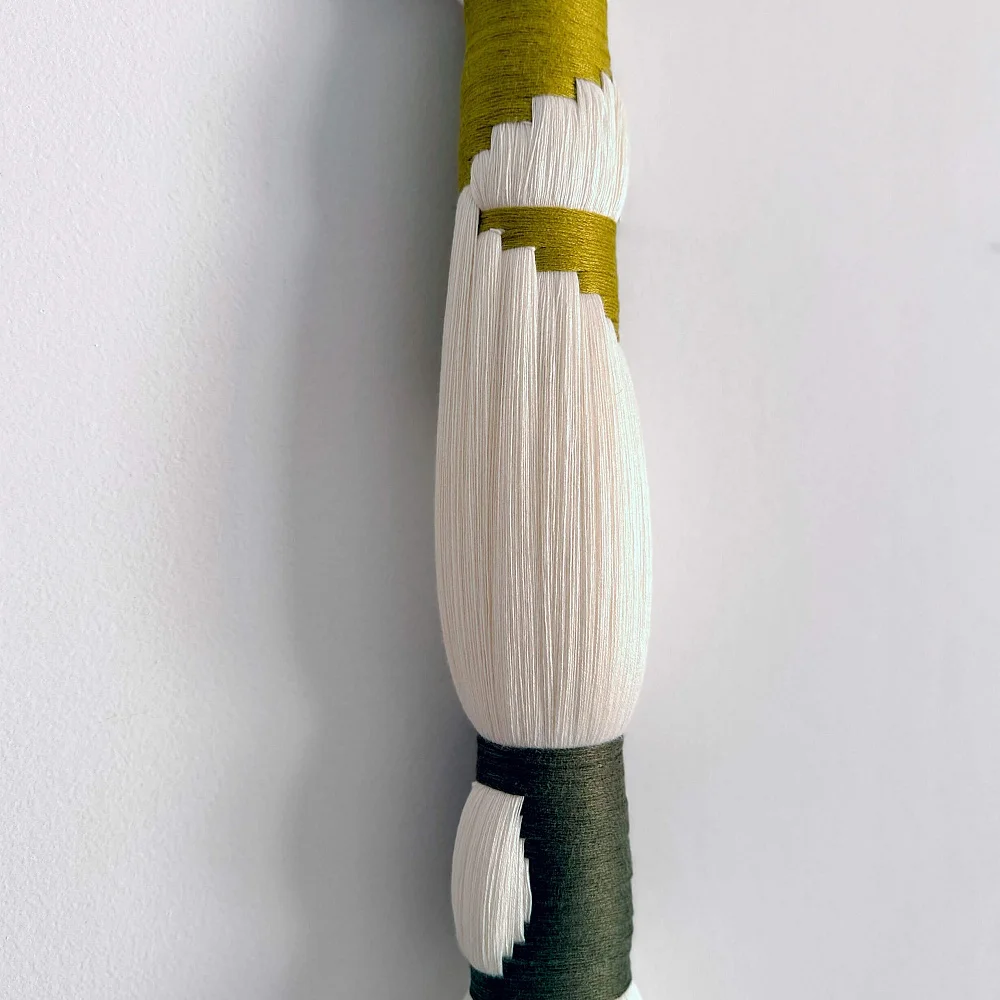 Aro Aura. Colgante textil para pared en bambú y algodón Aro Aura. Colgante textil para pared en bambú y algodón