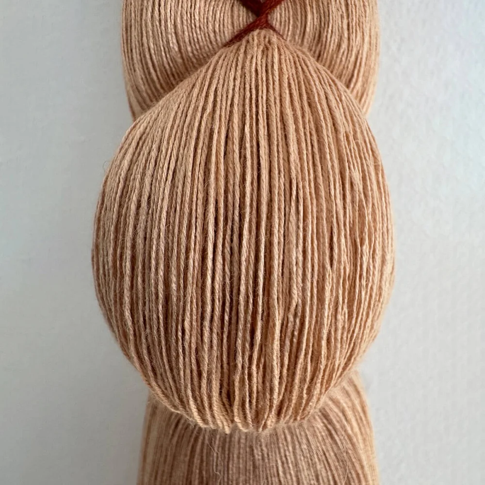 Aro Senda. Colgante textil en fibras naturales Aro Senda. Colgante textil en fibras naturales