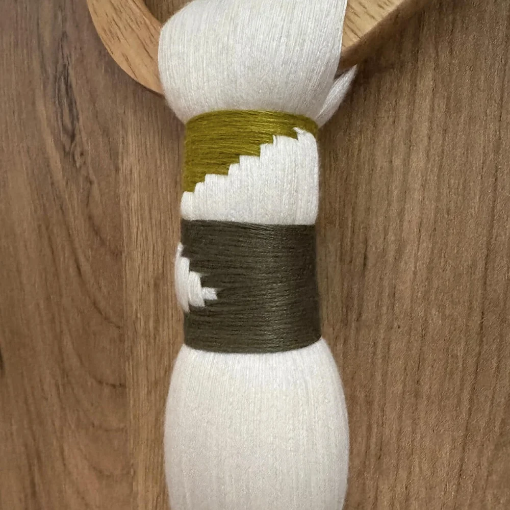 Borla Aura. Adorno textil en bambú y algodón