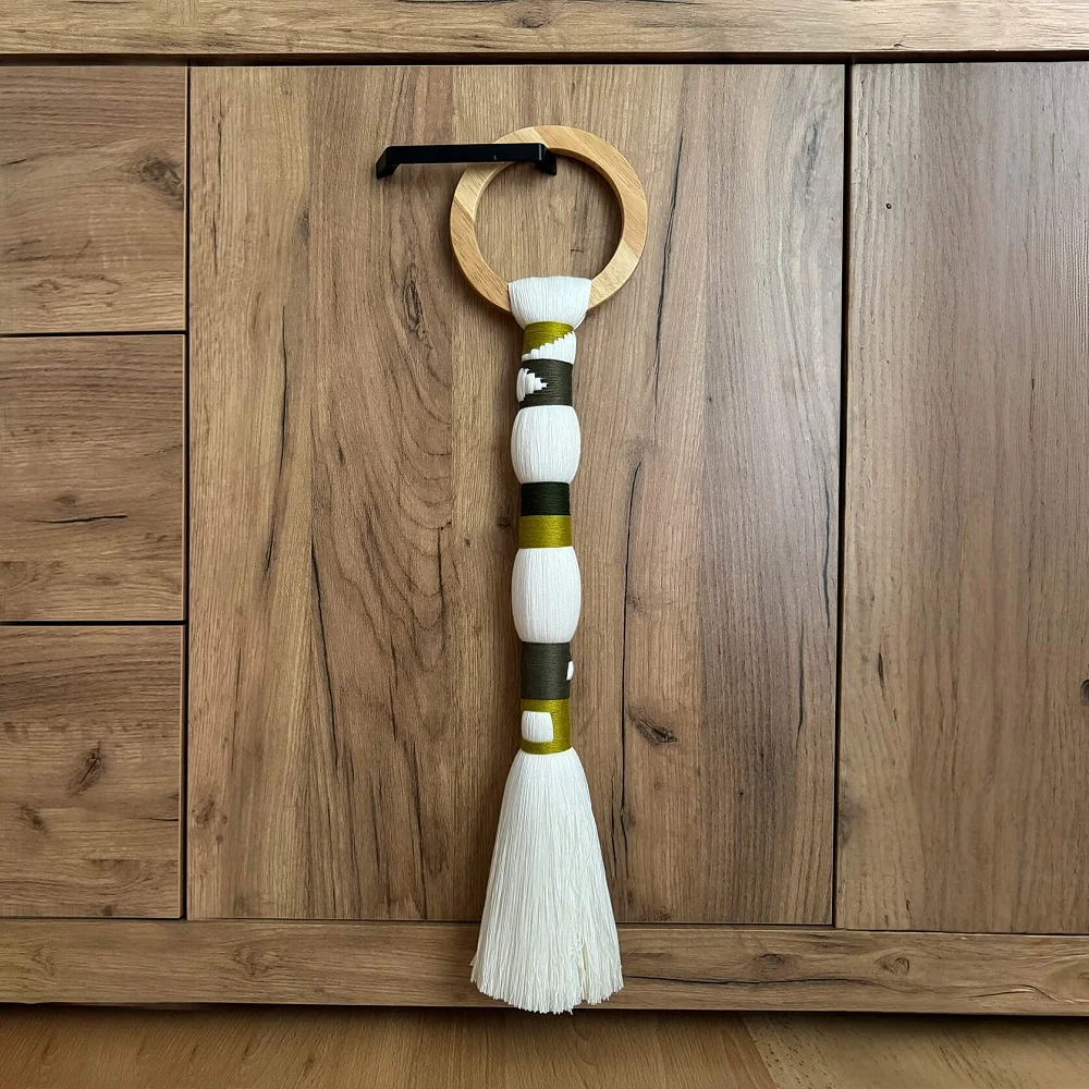 Borla Aura. Adorno textil en bambú y algodón