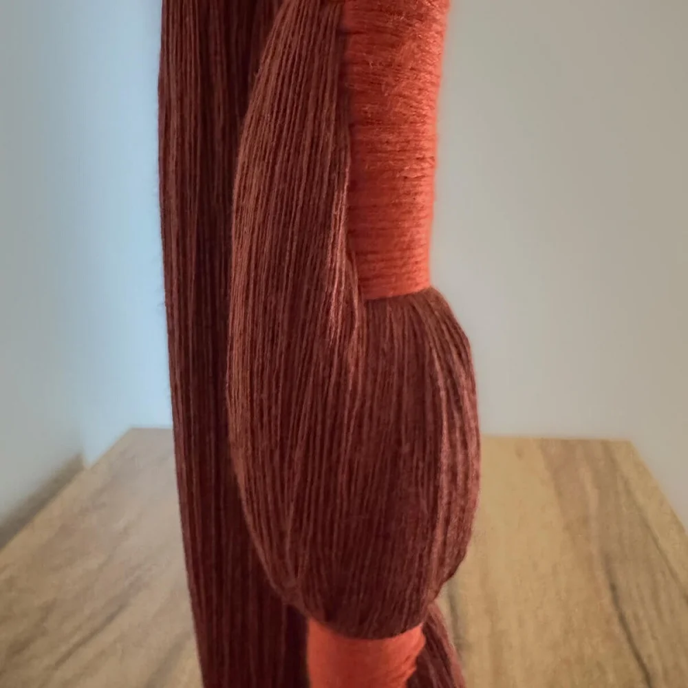 Coral II. Sculpture textile de table en bambou