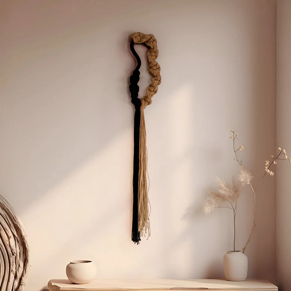 Dualité I. Sculpture murale textile en jute et bambou