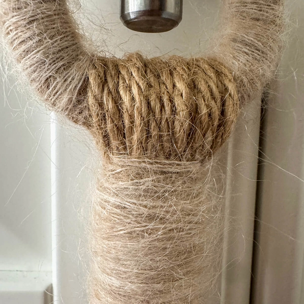 Haizea tassel Textile ornament in jute and mohair Haizea tassel Textile ornament in jute and mohair