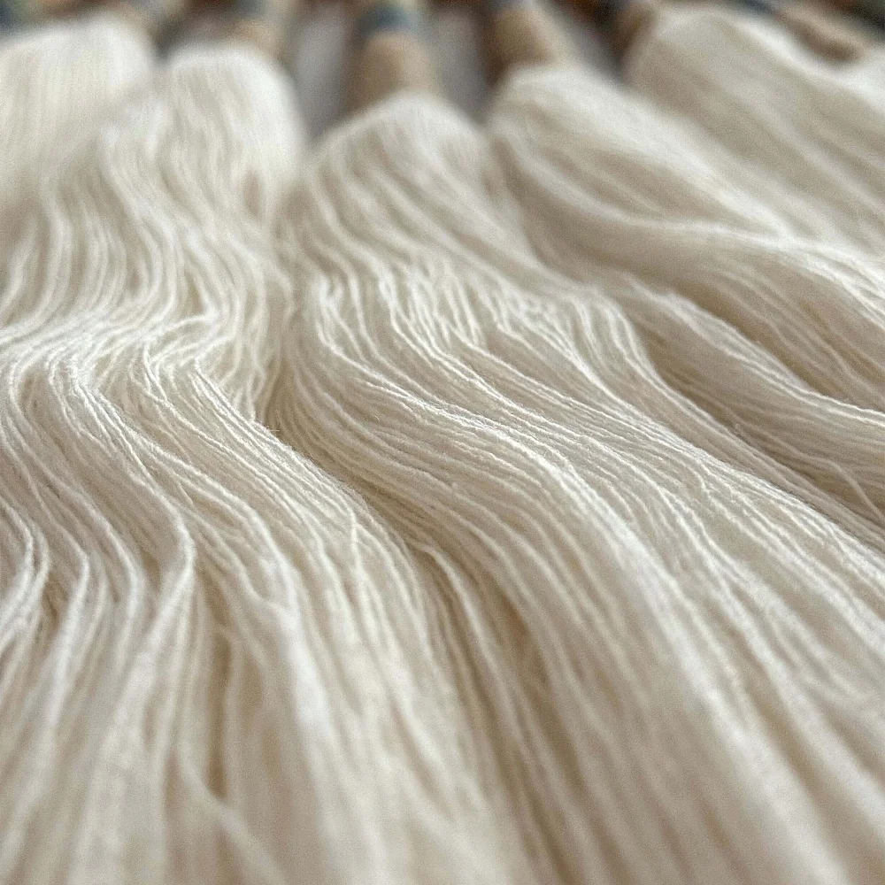 Lía Wall Hanging. Artisanal tapestry in bamboo