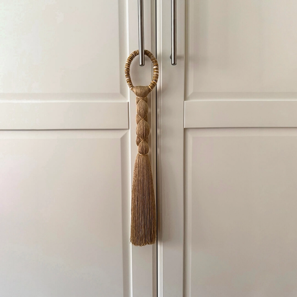 Senda tassel Handcrafted textile ornament in natural fibers