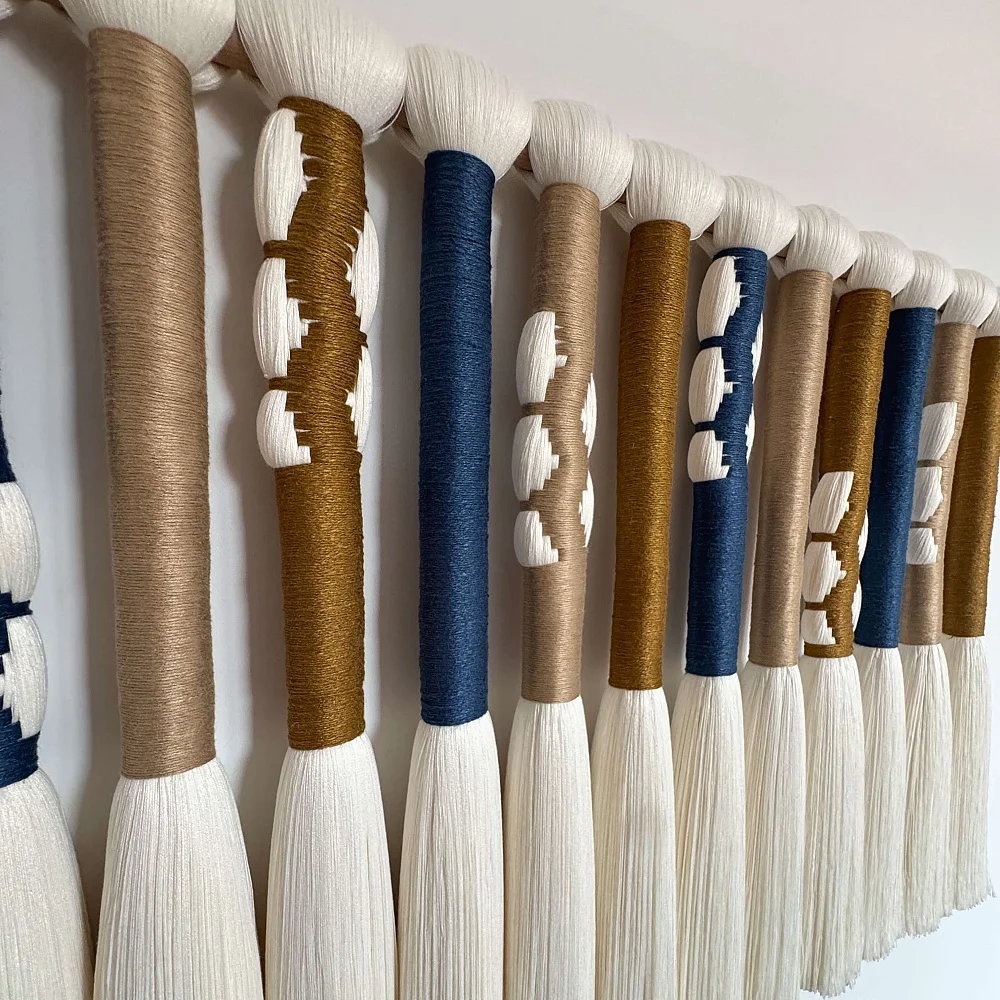 Tapiz Eramar. Tapiz artesanal en bambú y lino Tapiz Eramar. Tapiz artesanal en bambú y lino