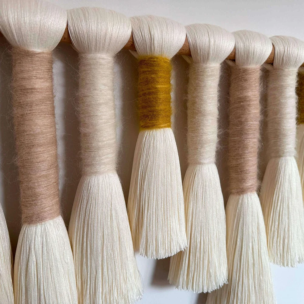 Tapiz Serena. Tapiz artesanal en fibras naturales Tapiz Serena. Tapiz artesanal en fibras naturales